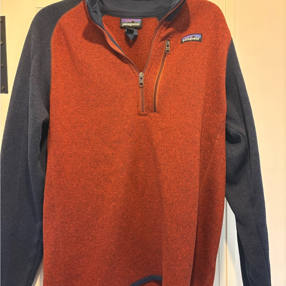 Patagonia Maroon and Navy Fleece Jacket